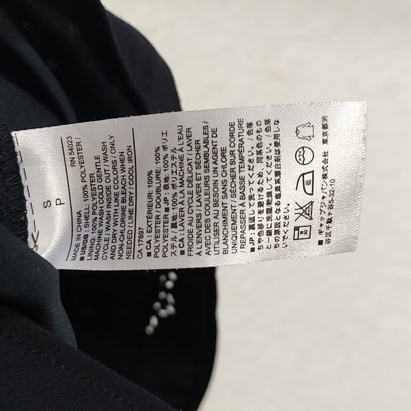 Banana Republic Black Flower Cutout Crop Top Blouse Size Small Women’s - Picture 5 of 9